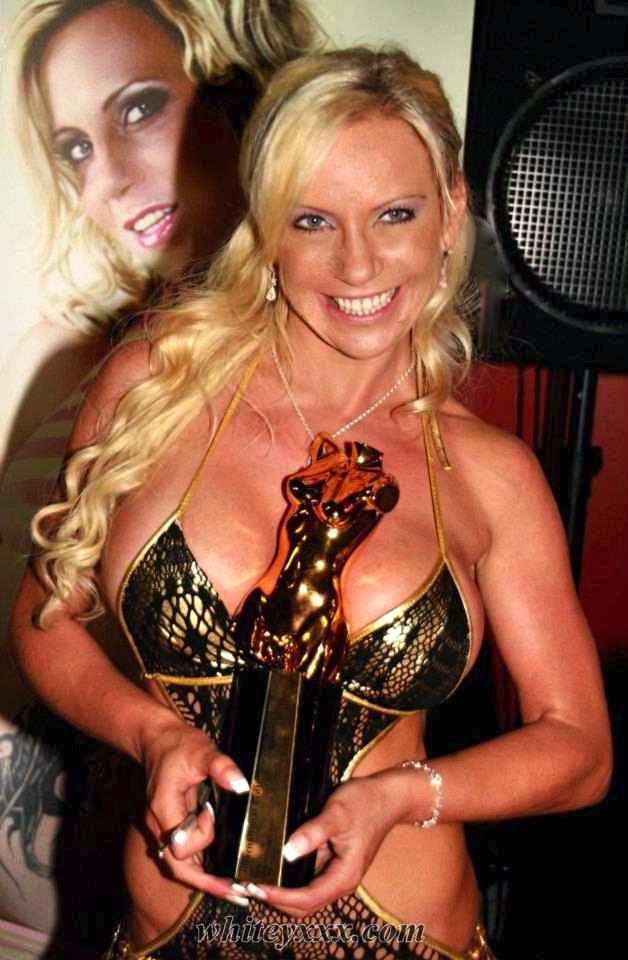 Venus Award Gewinnerin 2011 " Best Live Entertainment Duo Germany "
